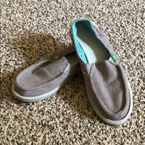 Women’s Sanuk sidewalk surfers